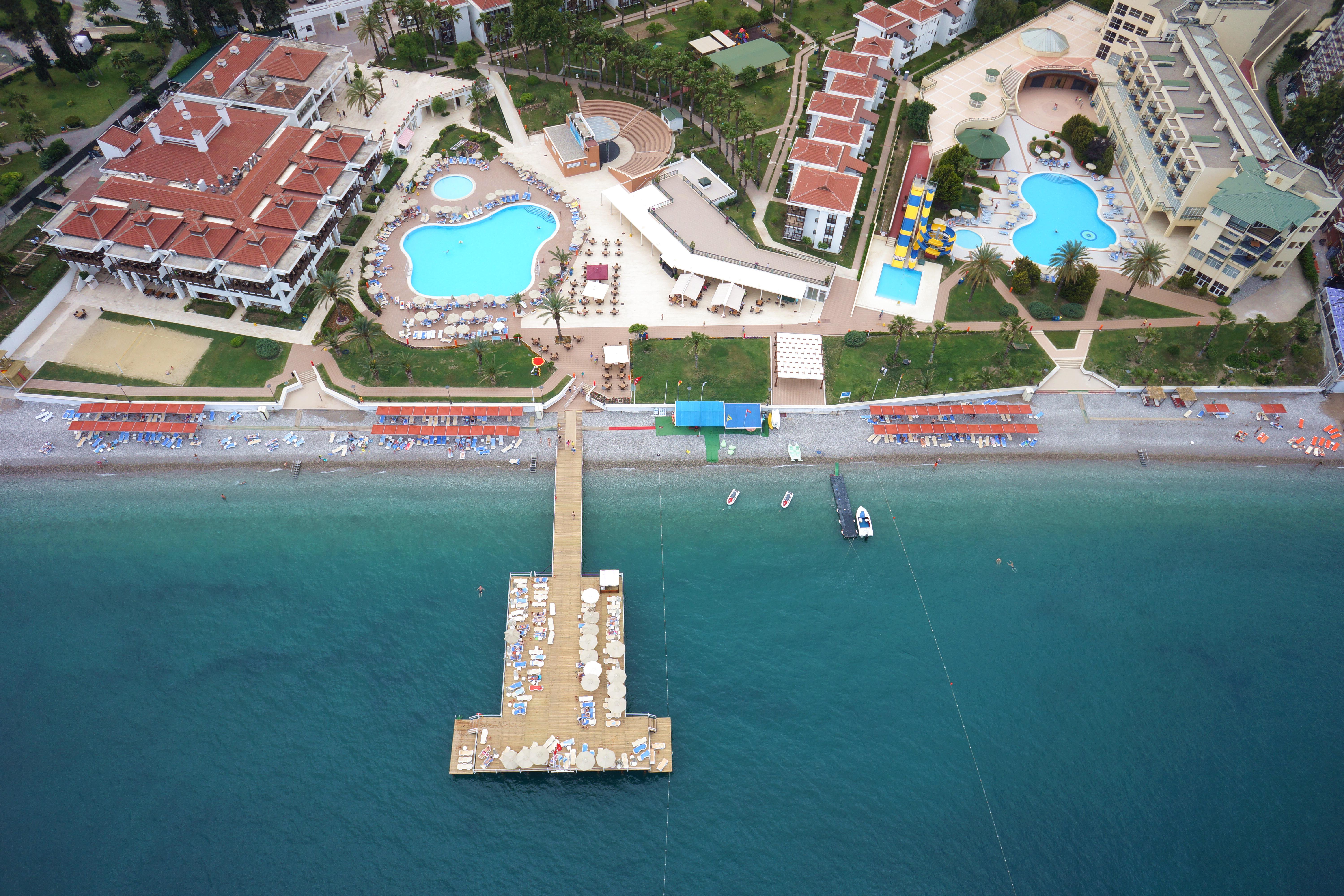 מלון קמר Aqi Hydros Club מראה חיצוני תמונה Aerial view of the resort