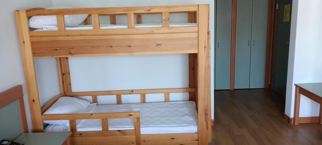מלון קמר Aqi Hydros Club מראה חיצוני תמונה A bunk bed